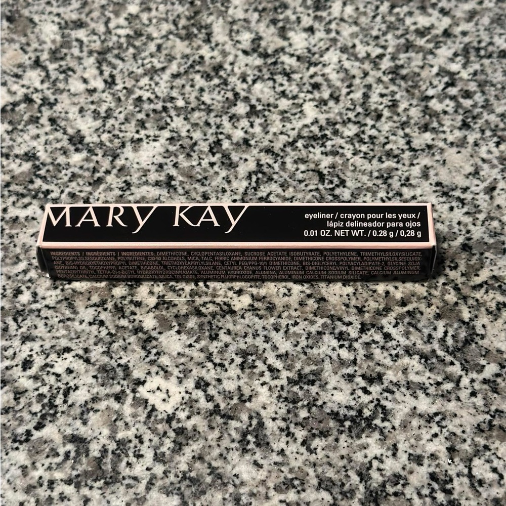 Black eyeliner